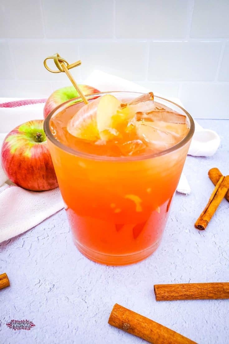 Fireball Caramel Apple Cocktail