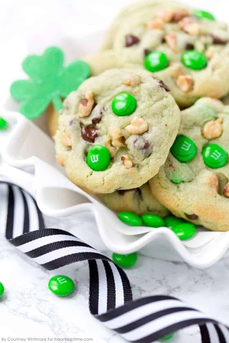 Pistachio and chocolate leprechaun cookies