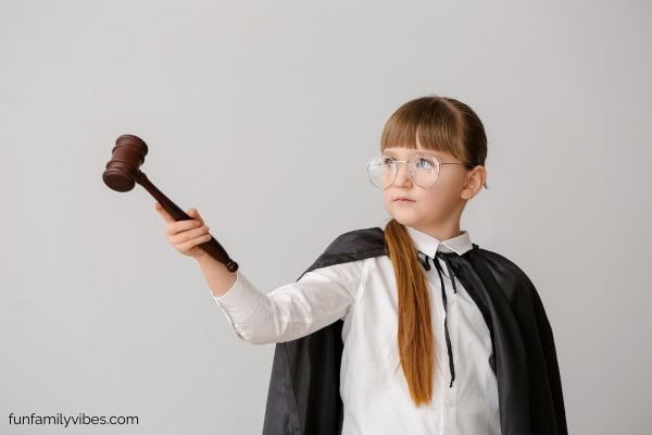girl dressed as a judge costume